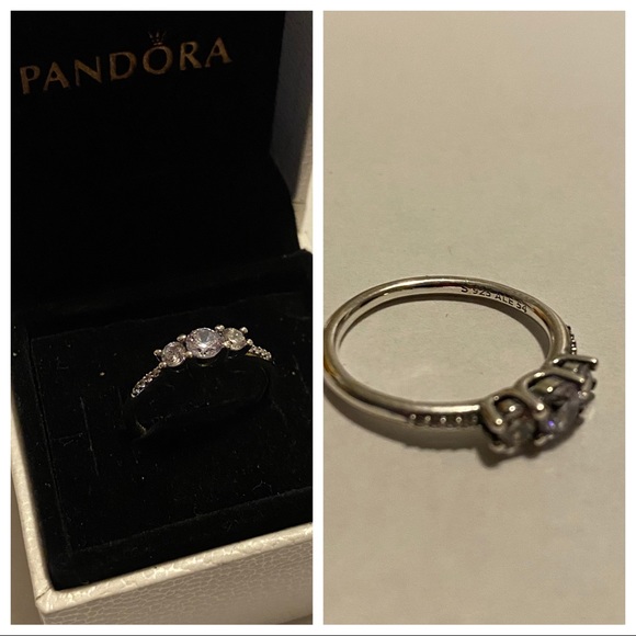 Clear 3 Stone Ring 💍 - Picture 1 of 2